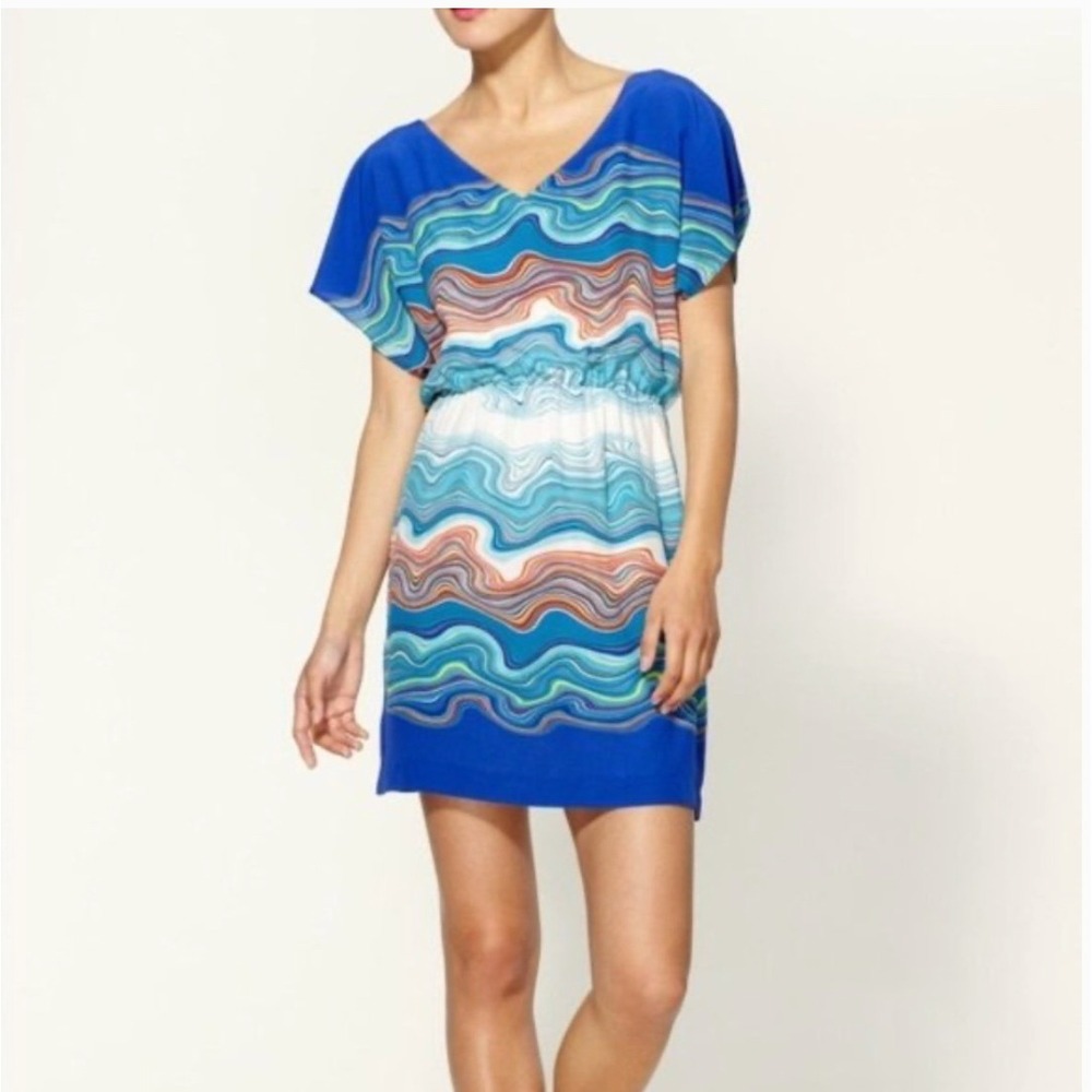 Trina Turk Silk Wavy Psychedelic Mini Dress Size 2 Resort Vacation Coastal Beach
